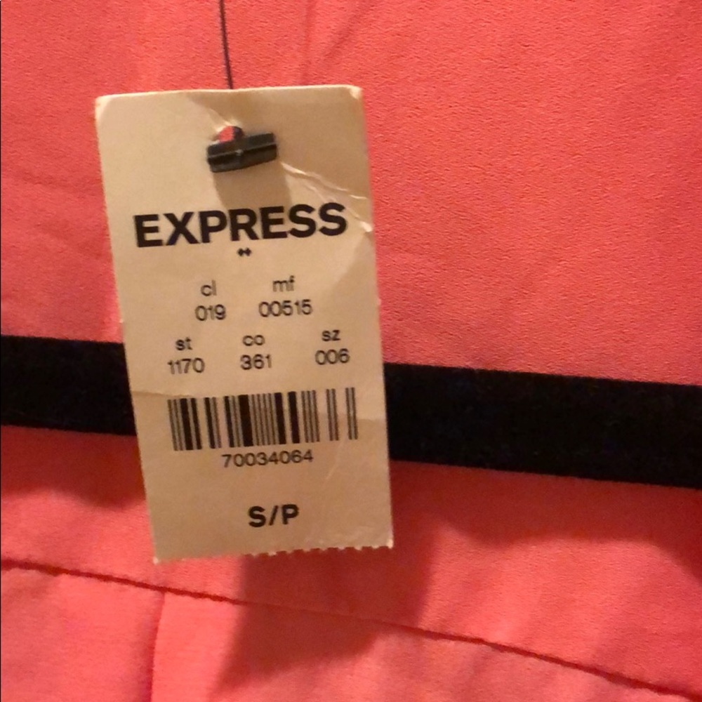 Express - Picture 3 of 4